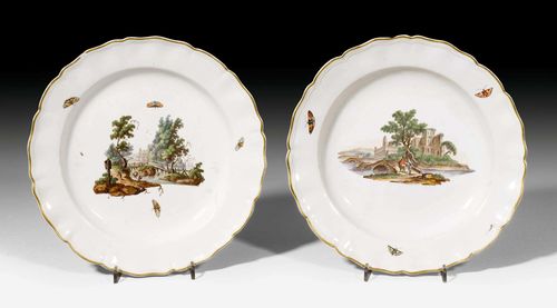 A PAIR OF PLATES, HÖCHST, CIRCA 1765.