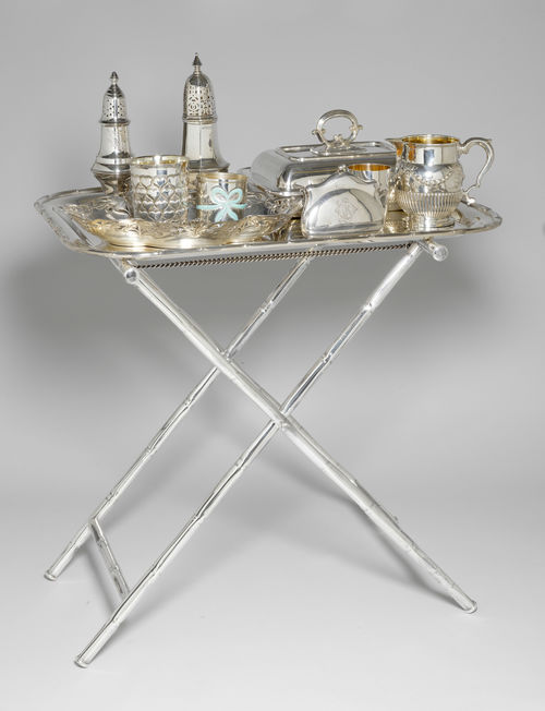 LOT COMPRISING VARIOUS ITEMS OF TABLEWARE