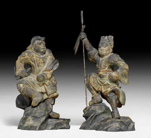 TWO DYNAMIC WOOD FIGURES OF THE TWELVE DIVINE GENERALS.