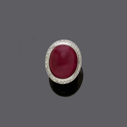 RUBY AND DIAMOND RING.