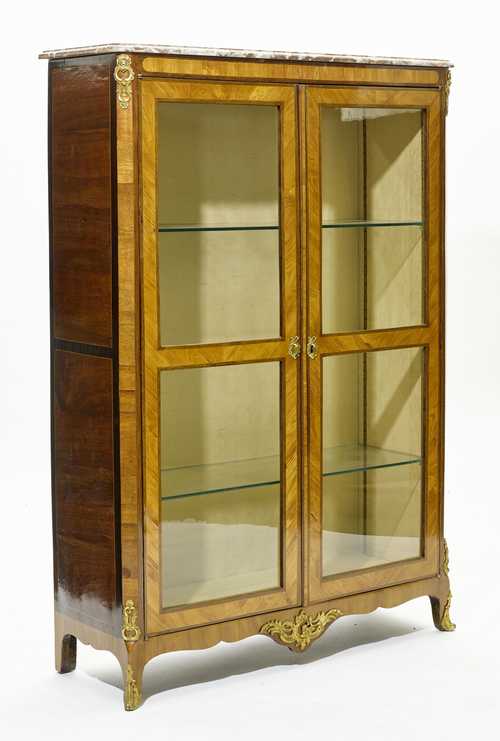 VITRINE CABINET,