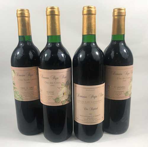 LOT DE 4 BTS: 2 bts Côteaux Languedoc D. Peyre Rose Clos des Cistes 0.75 L 1993 ; 1 bt Côteaux Languedoc D. Peyre Rose Clos Raphael 0.75 L 1988 ; 1 bt Côteaux Languedoc D. Peyre Rose Clos Syrah Léone 0.75 L 1993