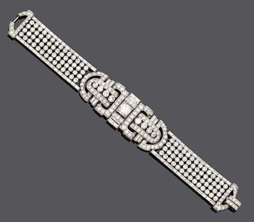 DIAMANT-ARMBAND, Frankreich, um 1930.