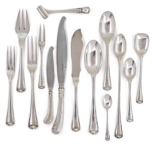 LARGE SET OF CUTLERY