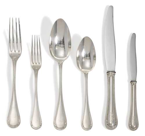 CUTLERY SET FOR 18 PEOPLE