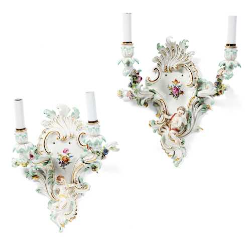 A PAIR OF ROCOCO WALL LIGHTS