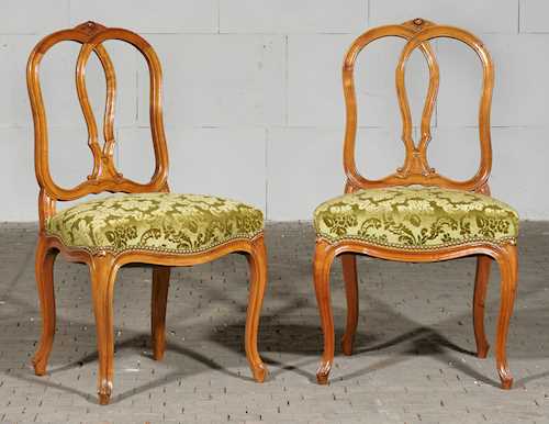 A PAIR OF "BREZELSTUHL" CHAIRS