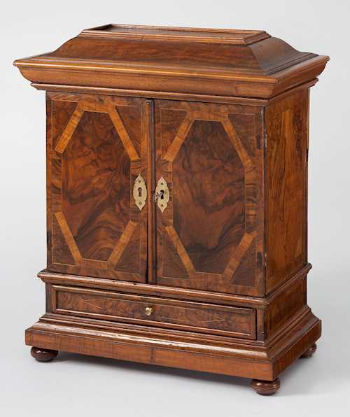 MINIATURE CABINET