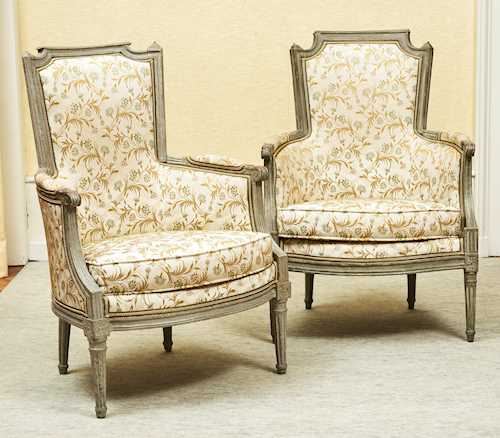 A PAIR OF SIMILARLY-PAINTED BERGÈRES