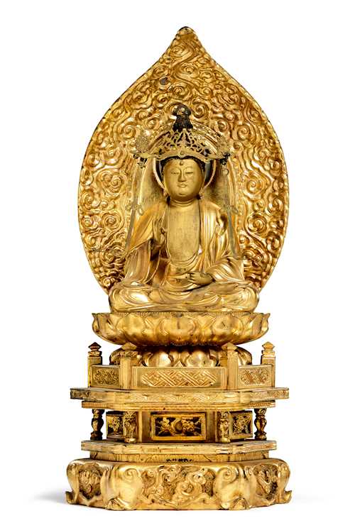 A GOLD LACQUERED WOOD FIGURE OF KANNON.