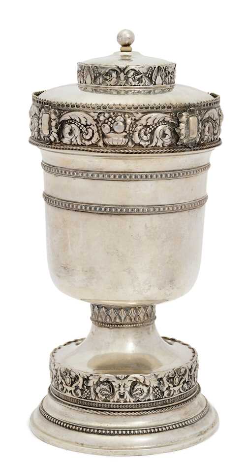 LARGE LIDDED GOBLET