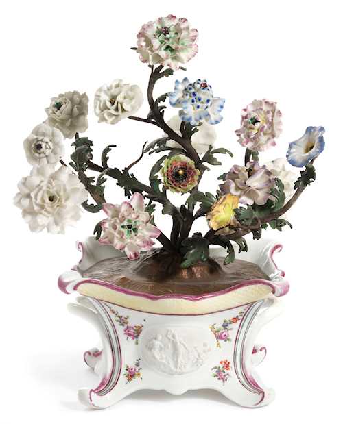 BOUQUETIERE WITH PORCELAIN FLOWERS