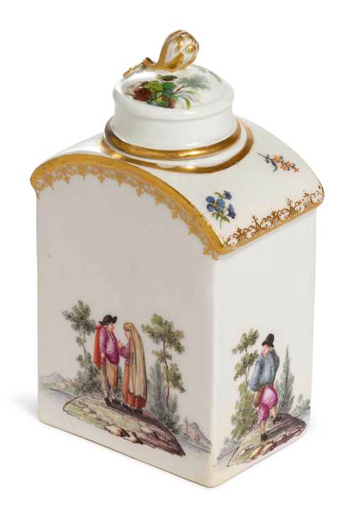 TEA CADDY WITH BUCOLIC GENRE SCENES