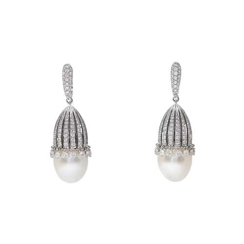 PEARL AND DIAMOND EAR PENDANTS.