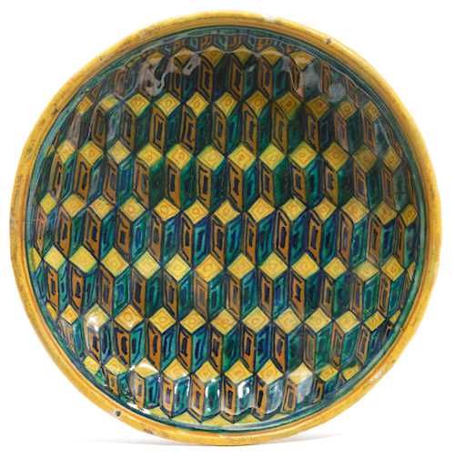 A MAIOLICA DISH (COPPA)