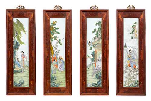 FOUR FAMILLE ROSE PORCELAIN PLAQUES.