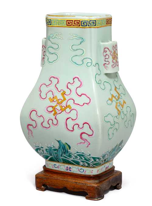 A CELADON-GROUND FANGHU VASE.