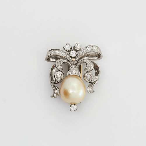 NATURAL PEARL AND DIAMOND CLIP BROOCH, MEISTER, ca. 1960.