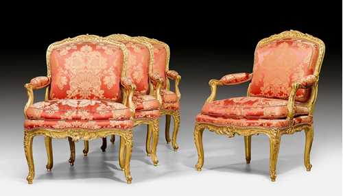 SET OF 4 LARGE FAUTEUILS "A LA REINE", Louis XV, signed GOURDIN (Jean Baptiste Gourdin, maître 1748), Paris ca. 1750. Beech, moulded and finely carved with shells, cartouches and decorative frieze, and gilt. Red silk cover with flowers and leaves. Cushion. Gilding restored, with some losses. 71x57x48x97 cm. Provenance: - from a European collection.