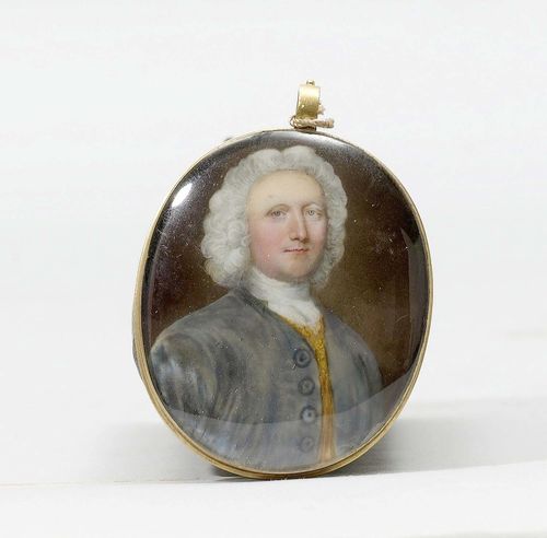 ENGLISH SCHOOL, attributed to Seaman Abraham (active 1724-31). Enamel painting. Oval. Half-portrait of a gentleman with a grey coat. 4.8x3.9 cm.