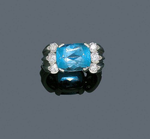 AQUAMARIN-BRILLANT-RING.