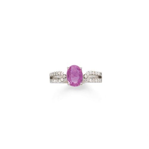 PINK-SAPHIR-DIAMANT-RING.