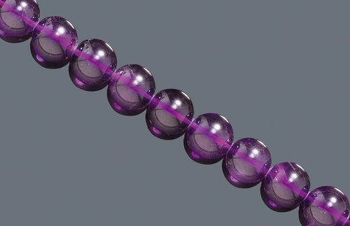 AMETHYST SAUTOIR. Casual-elegant sautoir of 74 fine amethyst beads of ca. 10.8 mm Ø, L ca. 82 cm.