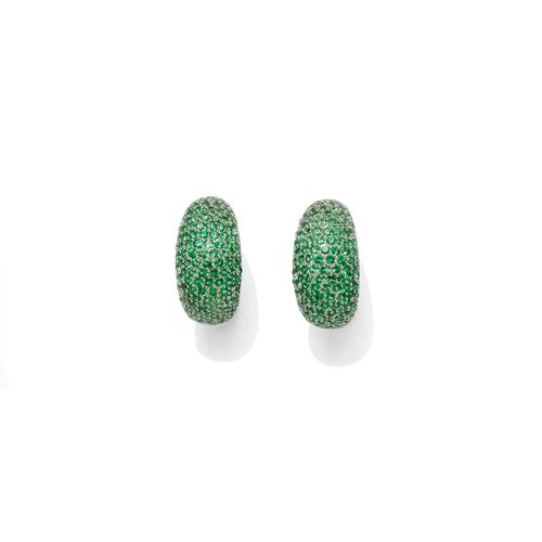 TSAVORITE AND GOLD HOOP EARCLIPS. White gold 750, 8 g. Each set with 133 tsavorites, weighing ca. 3.00 ct.