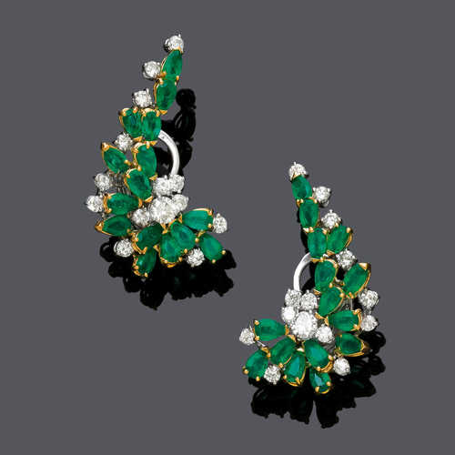 EMERALD AND DIAMOND EARCLIPS.