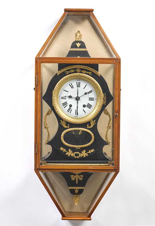 PAINTED PENDULUM CLOCK ON BASE, WITH ALARM, IN VITRINE CABINET,