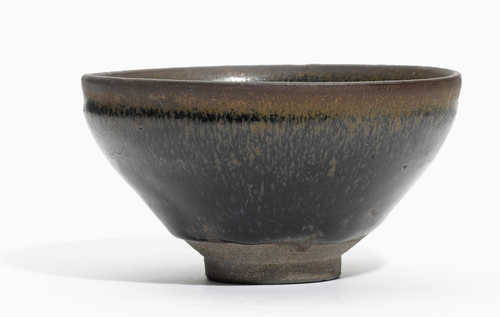 A BOWL WITH “HARE’S FUR” GLAZE.