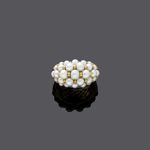 PEARL AND DIAMOND RING, BY CARTIER, ca. 1990.