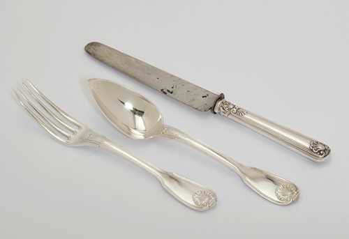 AN EXTENSIVE SET OF CUTLERY