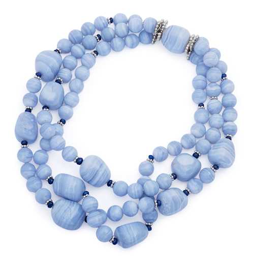 CHALCEDONY AND SAPPHIRE NECKLACE, BY SABBADINI.