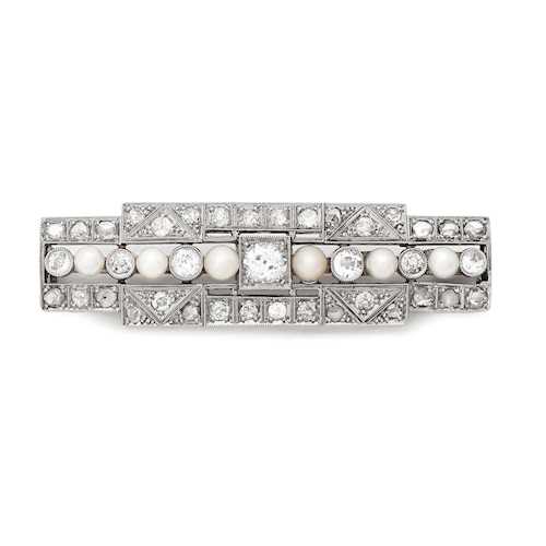 PEARL AND DIAMOND BROOCH, ca. 1935.