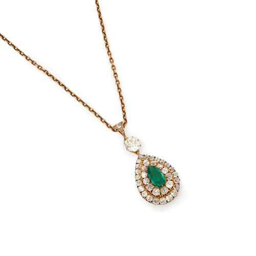 EMERALD AND DIAMOND PENDANT WITH CHAIN, ca. 1940.