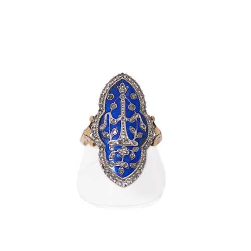 ENAMEL AND DIAMOND RING, ca. 1830.