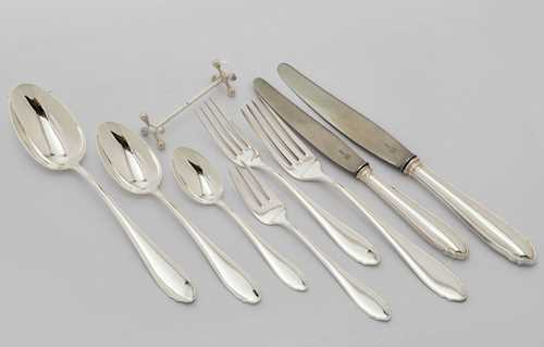 CUTLERY SET FOR 12 PERSONS