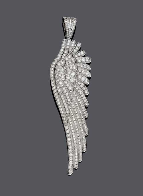 DIAMOND PENDANT, probably GARRARD.