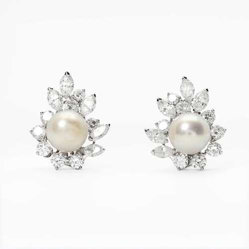 PEARL AND DIAMOND EARCLIPS, GÜBELIN, ca. 1970.