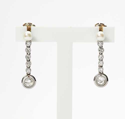 PEARL AND DIAMOND EAR PENDANTS, ca. 1930.