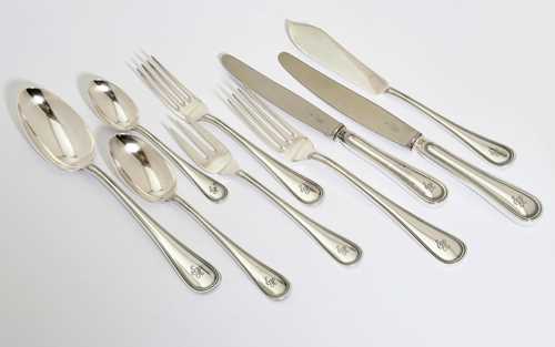 CUTLERY SET FOR 18 PEOPLE