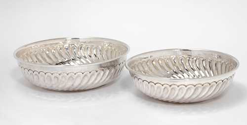 A PAIR OF BOWLS