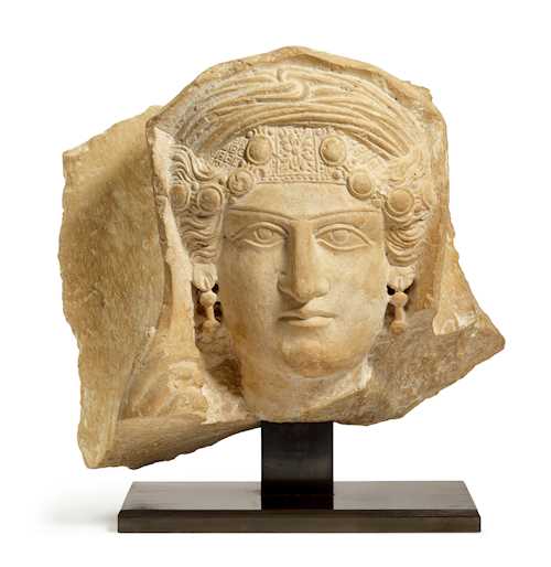 FRAGMENT OF A WOMAN'S HEAD