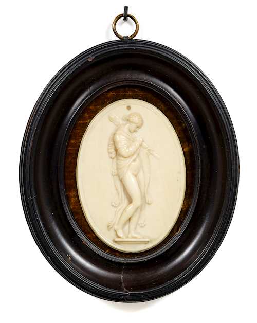 IVORY MEDALLION OF OMPHALE