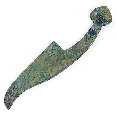 GESCHWUNGENES MESSER (DAO).