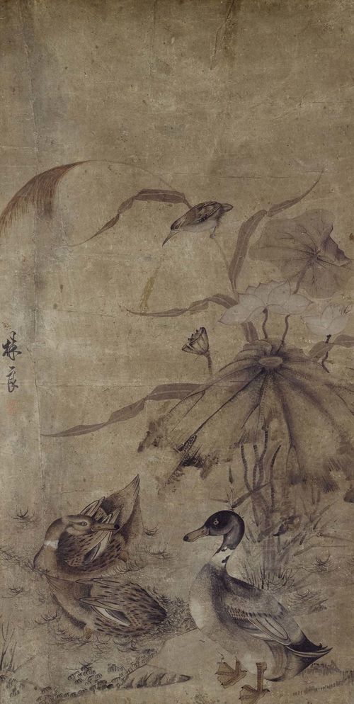 A PAINTING ATTRIBUTED TO LIN LIANG (1416-1480). China, Ming dynasty, 102x56.5 cm. Ink and light colours on paper. Ducks on a lotos pond. Framed under glass.