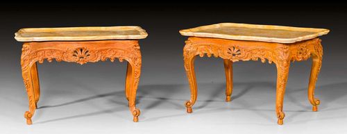 PAIR OF LOW SALON TABLES,late Louis XV, probably German, 19th century. Exceptionally finely carved oak. Shaped "Giallo di Siena" top. 59x46x39 cm.