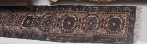 BELOUCH RUNNER, antique. Traces of wear, 50x335 cm.