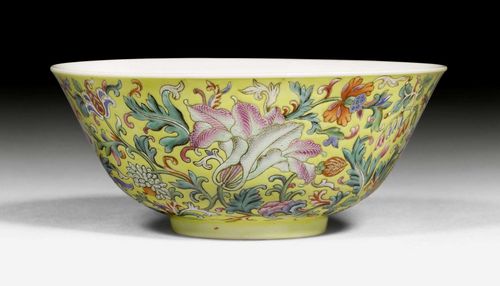 A YELLOW GROUND FAMILLE ROSE BOWL. China, Daoguang mark and of the period, diameter 14.8 cm.